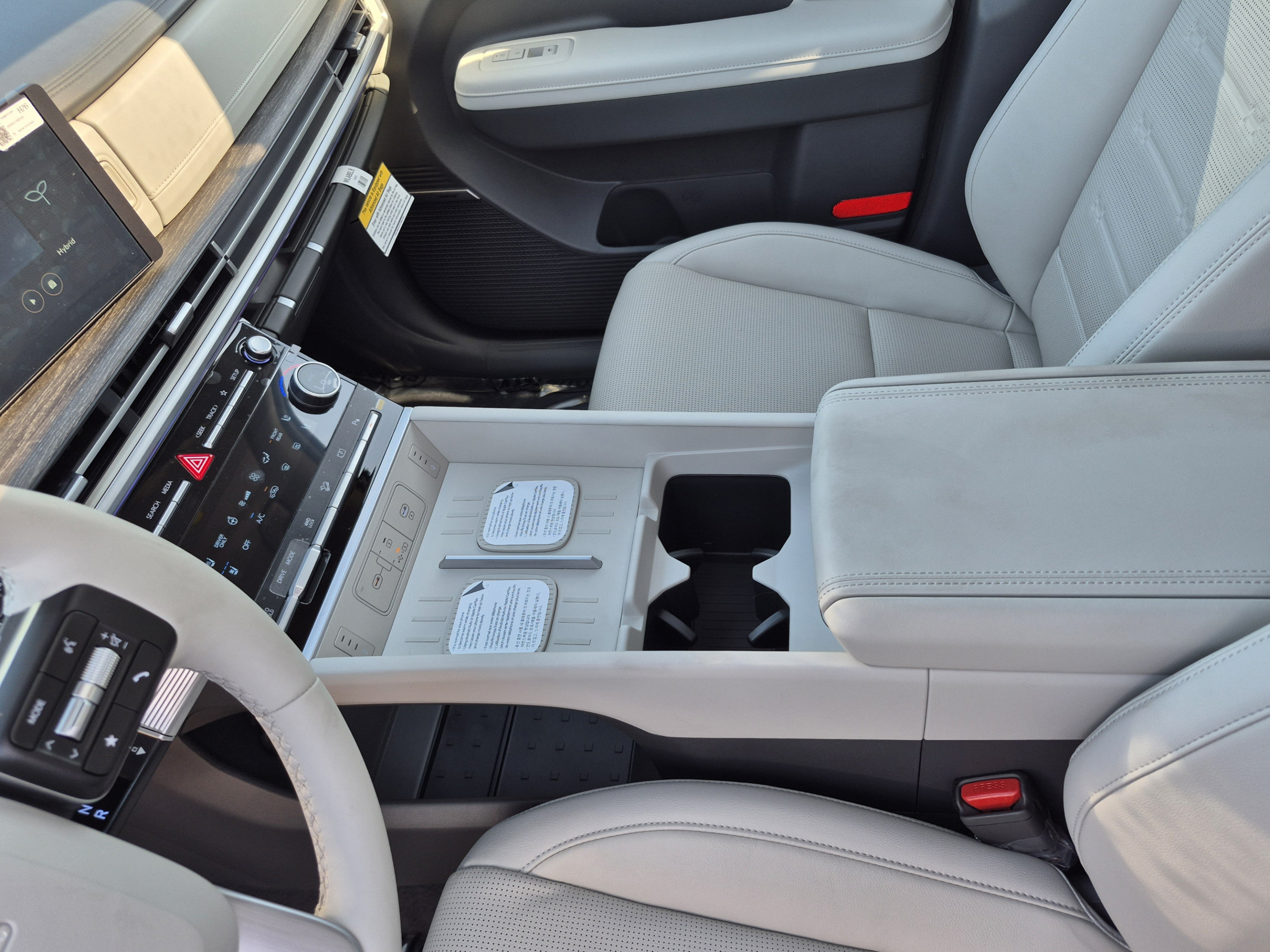 New 2026 Hyundai Santa Fe Limited AWD/4WD image 25