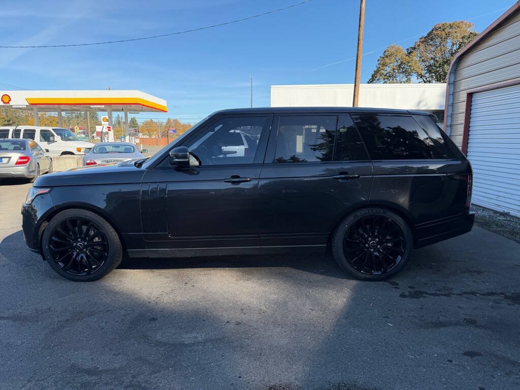 Used 2015 Land Rover Range Rover Supercharged AWD/4WD image 38