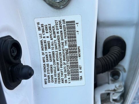 Used 2016 Honda Civic EX image 18