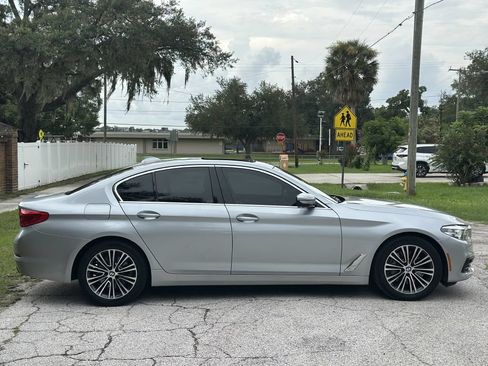 Used 2019 BMW 530i xDrive w/ Convenience Package AWD/4WD image 6