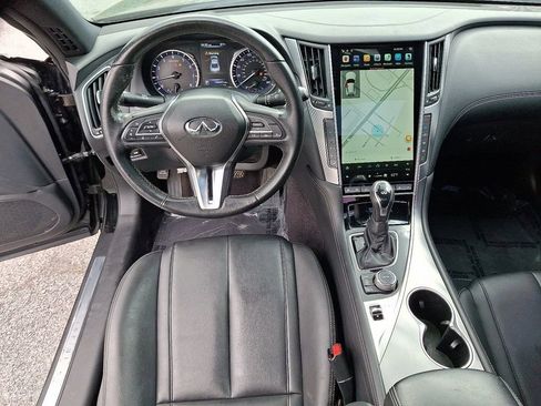 Used 2017 INFINITI Q60 2.0t w/ Moonroof Package image 11