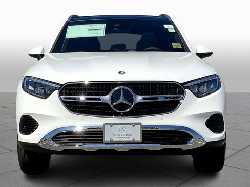 Certified 2025 Mercedes-Benz GLC 300 4MATIC image 3