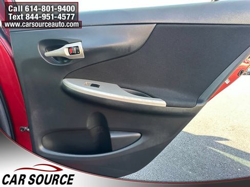 Used 2013 Toyota Corolla S FWD image 24