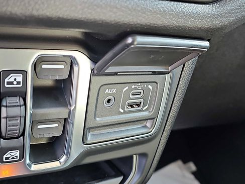 New 2026 Jeep Wrangler Unlimited Sport image 14