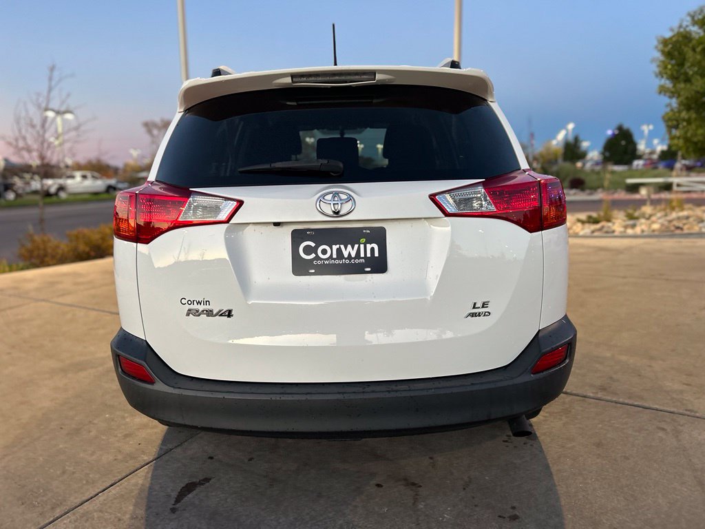 Used 2015 Toyota RAV4 LE AWD/4WD image 7