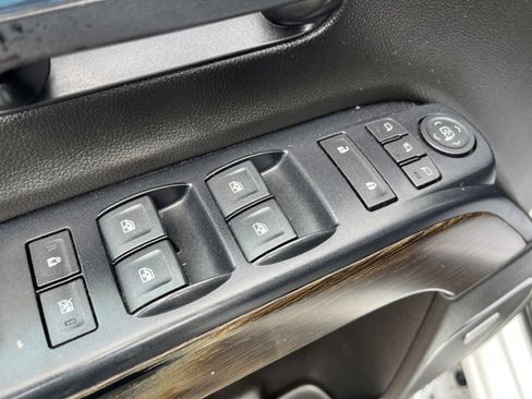 Used 2019 GMC Sierra 2500 Denali w/ Duramax Plus Package AWD/4WD image 20