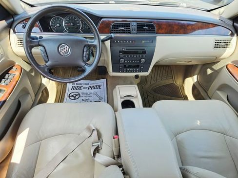 Used 2009 Buick LaCrosse CXL w/ Driver Confidence Package FWD image 10