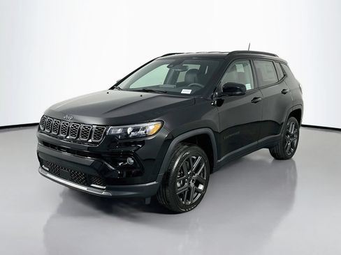 New 2026 Jeep Compass Limited AWD/4WD image 3