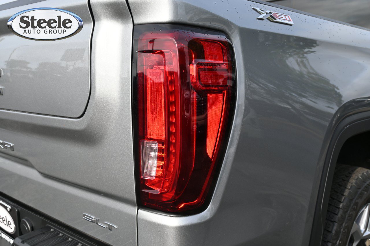Used 2026 GMC Sierra 1500 SLT AWD/4WD image 21