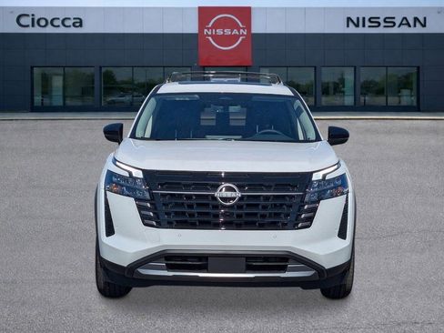 New 2026 Nissan Pathfinder SL w/ SL Premium Package AWD/4WD image 8