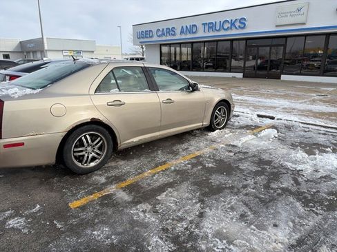 Used 2006 Cadillac STS w/ Preferred Equipment Group image 7