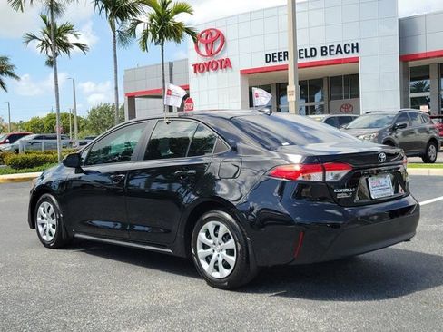 Used 2024 Toyota Corolla LE image 3