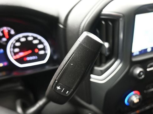 Used 2019 Chevrolet Silverado 1500 RST image 25