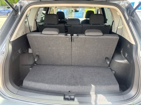 Used 2024 Volkswagen Tiguan S image 34