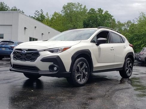 Used 2025 Subaru Crosstrek 2.0i Premium image 8