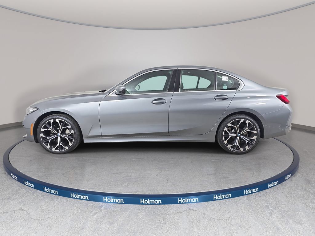 Used 2025 BMW 330i xDrive Sedan w/ Convenience Package AWD/4WD image 9