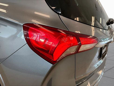 Used 2020 Buick Envision Essence w/ LPO, Cargo Package FWD image 26