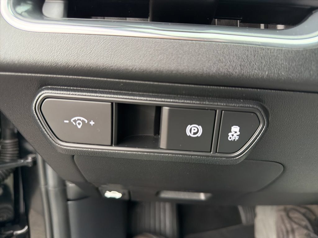 Used 2025 Kia K4 GT-Line w/ GT-Line Sunroof Package FWD image 21