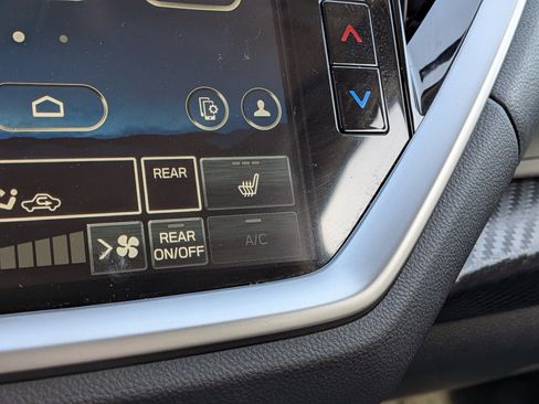Certified 2025 Subaru Ascent Premium AWD/4WD image 33