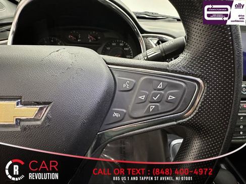 Used 2021 Chevrolet Malibu LT image 19