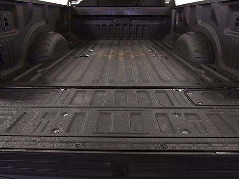 Used 2025 Ford F450 Platinum w/ FX4 Off-Road Package AWD/4WD image 15