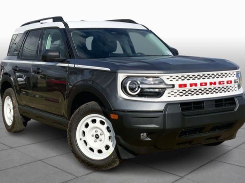 New 2026 Ford Bronco Sport Heritage w/ Convenience Package AWD/4WD image 2