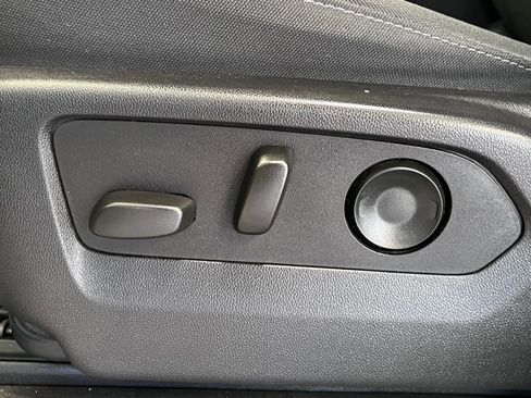 Used 2022 Chevrolet Silverado 1500 RST image 34