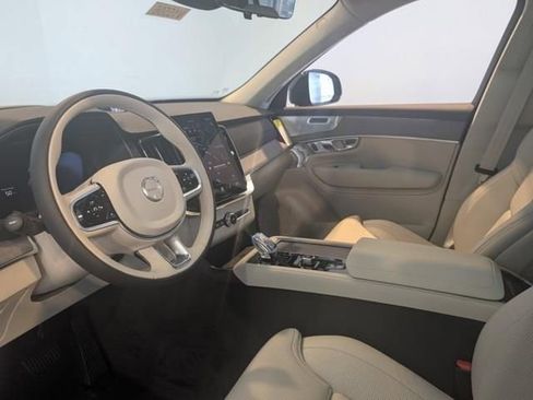 New 2026 Volvo XC90 B6 Ultra w/ Protection Package AWD/4WD image 11