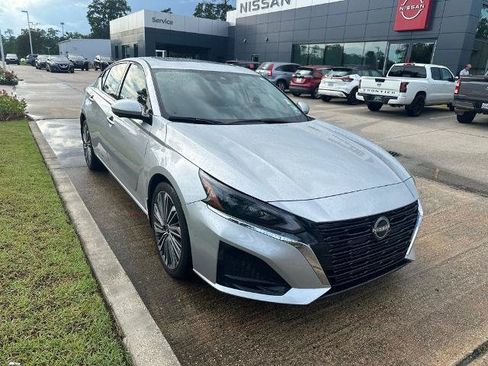 Certified 2024 Nissan Altima 2.5 SL FWD image 1