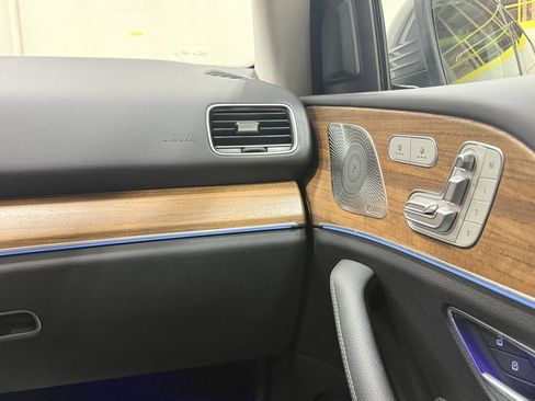 Used 2025 Mercedes-Benz GLE 350 4MATIC image 22