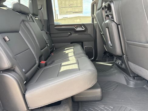 Used 2026 Chevrolet Silverado 3500 LT AWD/4WD image 33