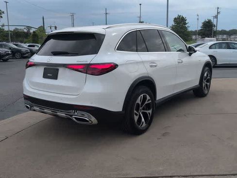 Used 2025 Mercedes-Benz GLC 350e 4MATIC image 6