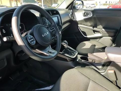 Used 2023 Kia Soul LX w/ Option Group 015 image 9