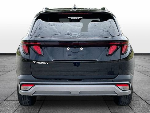Used 2025 Hyundai Tucson SEL FWD image 4