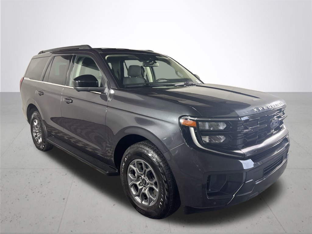 Used 2025 Ford Expedition Active AWD/4WD image 4