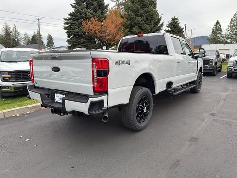 New 2026 Ford F350 Lariat w/ Black Appearance Package image 4