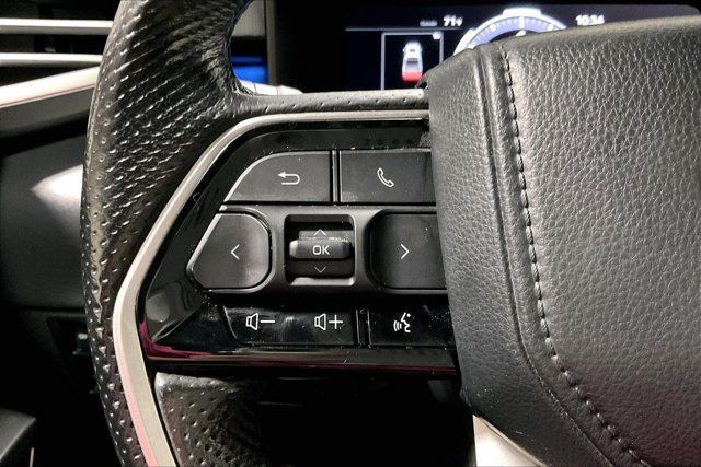 Used 2024 Toyota Tundra Platinum AWD/4WD image 18