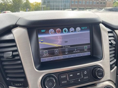 Used 2018 GMC Yukon Denali w/ Open Road Package AWD/4WD image 27