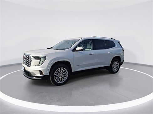 Used 2024 GMC Acadia Denali w/ Super Cruise Package image 4