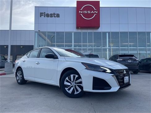 New 2025 Nissan Altima 2.5 S image 1