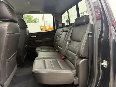 Used 2019 GMC Sierra 3500 Denali w/ Duramax Plus Package AWD/4WD image 11