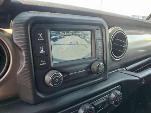 Used 2019 Jeep Wrangler Unlimited Sport S AWD/4WD image 27