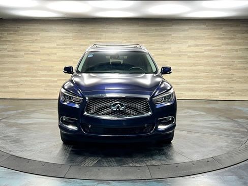 Used 2020 INFINITI QX60 Luxe w/ Sensory Package FWD image 4