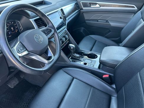 Used 2023 Volkswagen Atlas SE image 9