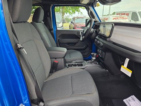New 2025 Jeep Wrangler Sport S image 5