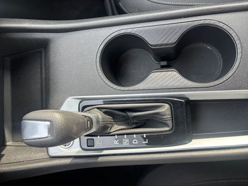 Used 2025 Nissan Altima 2.5 SV image 40