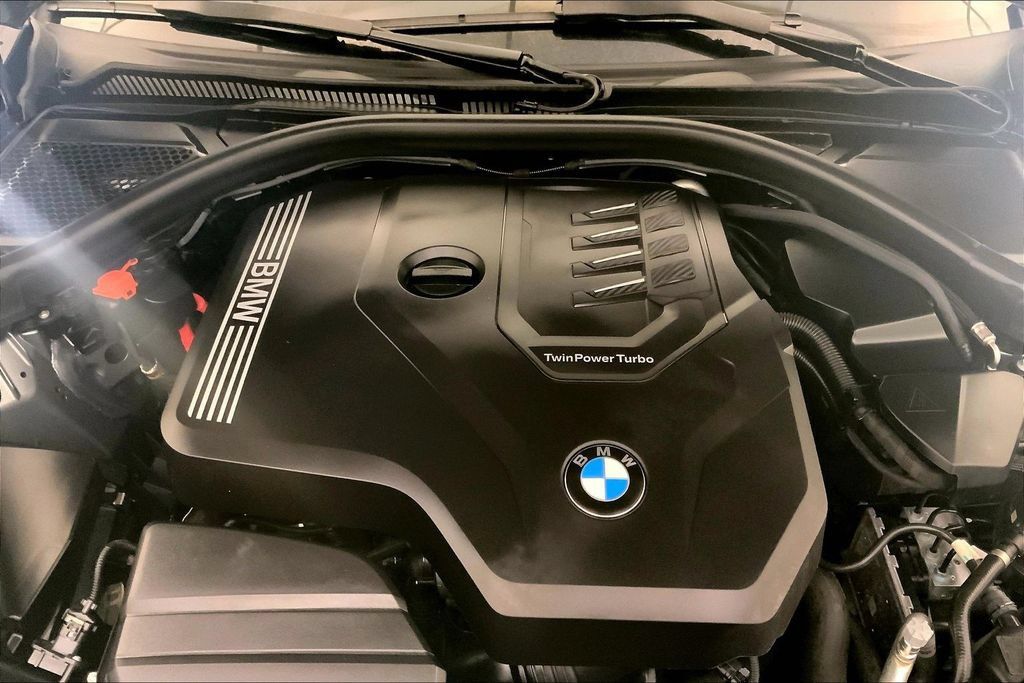 Certified 2025 BMW 230i xDrive Coupe w/ Premium Package AWD/4WD image 9