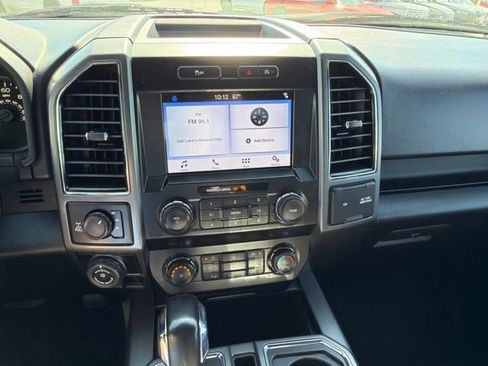Used 2019 Ford F150 XLT w/ Equipment Group 302A Luxury AWD/4WD image 15