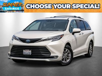Used 2021 Toyota Sienna XLE w/ XLE Plus Package