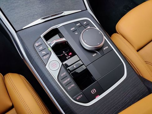 New 2026 BMW 330i 330i w/ Convenience Package image 26